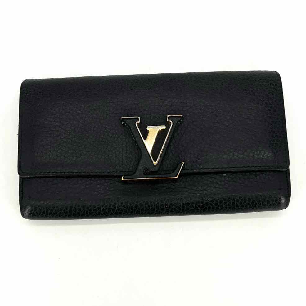 Louis Vuitton Luxury - Wallet