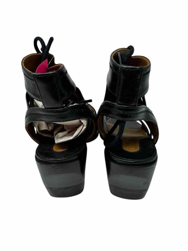Shoe Size 40 Chloe Black Leather Sandals