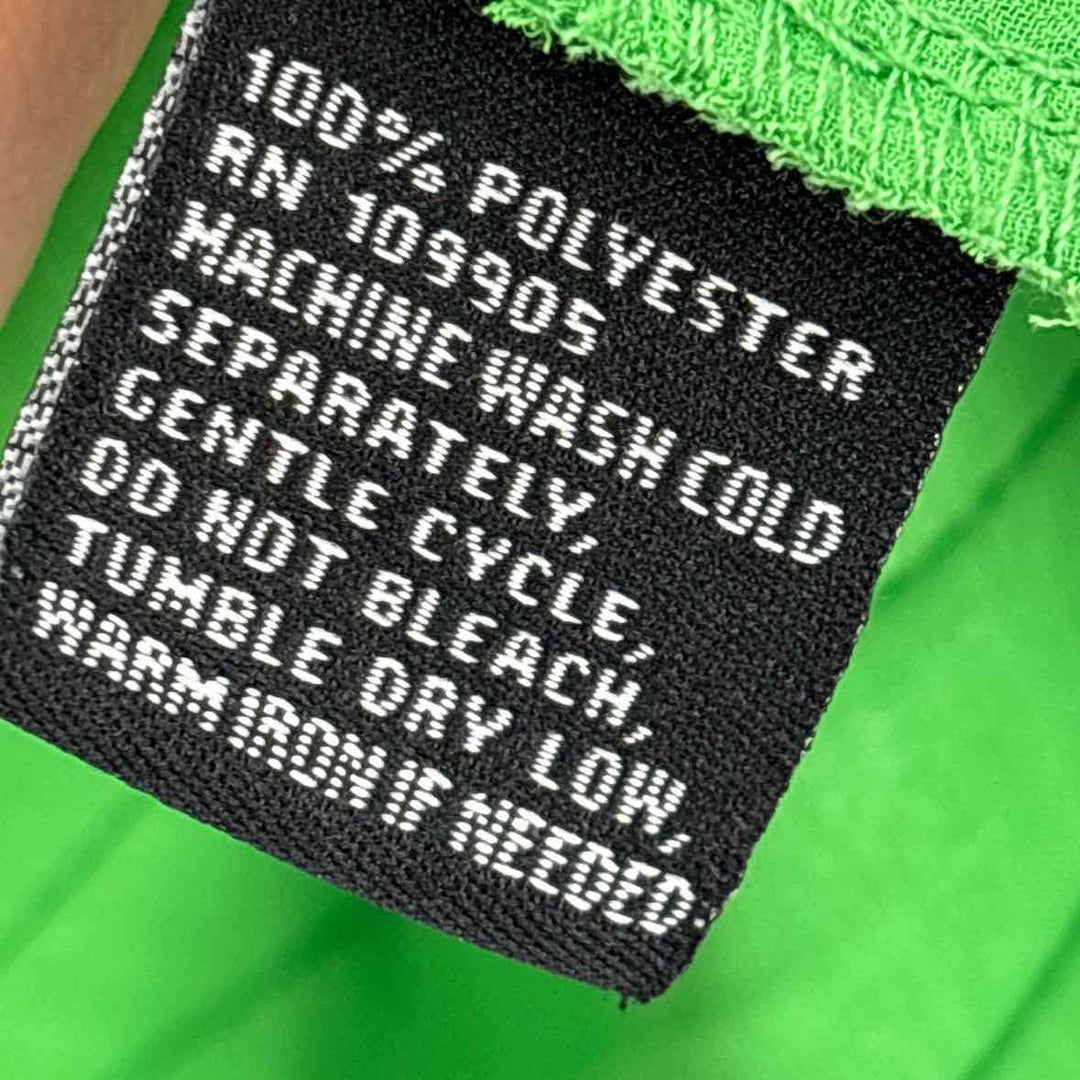 Size M Green Shirt