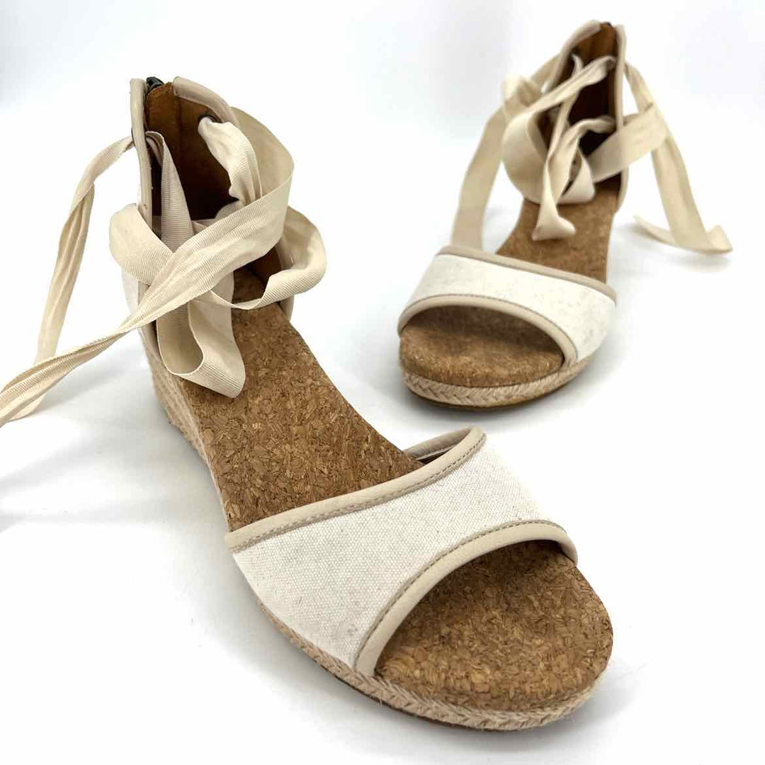 Shoe Size 6.5 Ugg Ivory Canvas Wedge