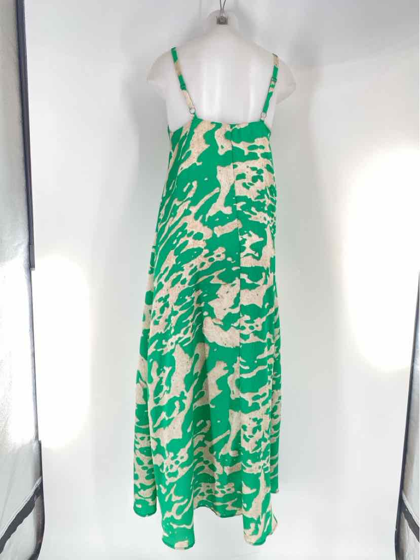 Size M Green Print Dress