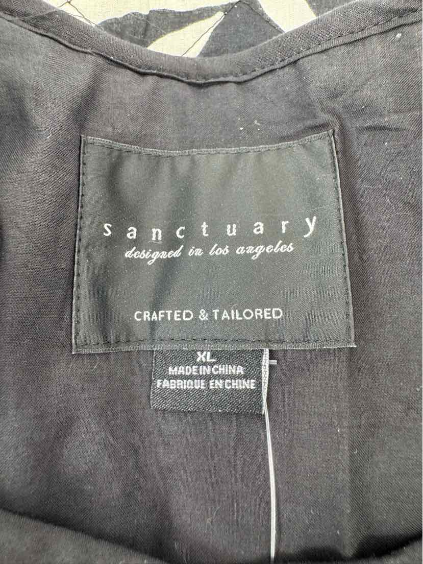 Size XL Sanctuary Black/White Jacket
