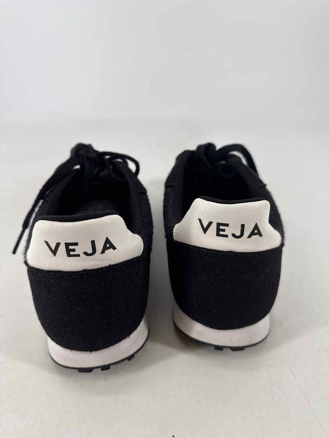 Shoe Size 9.5 VEJA Black Sneakers