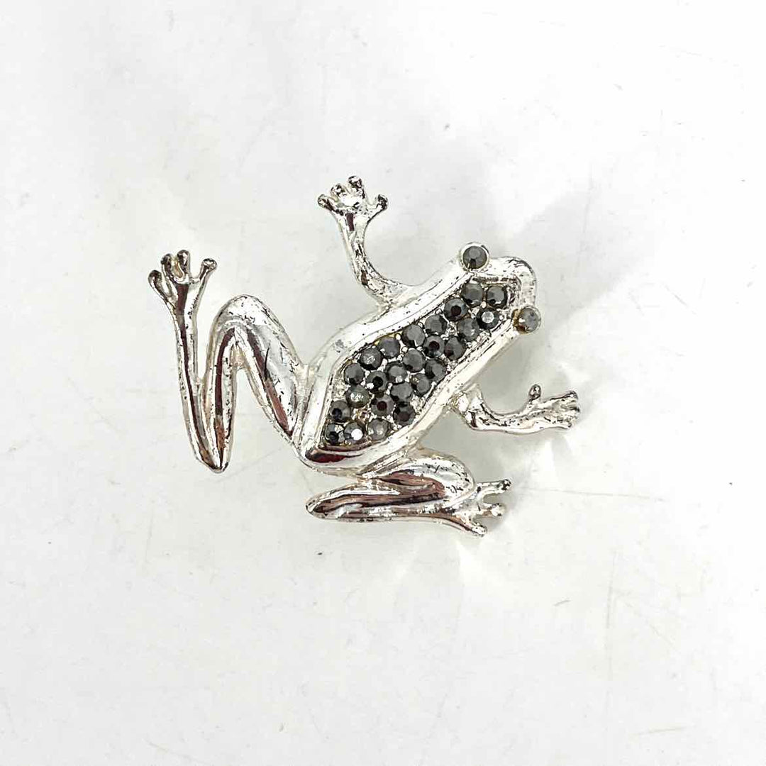 Brooch