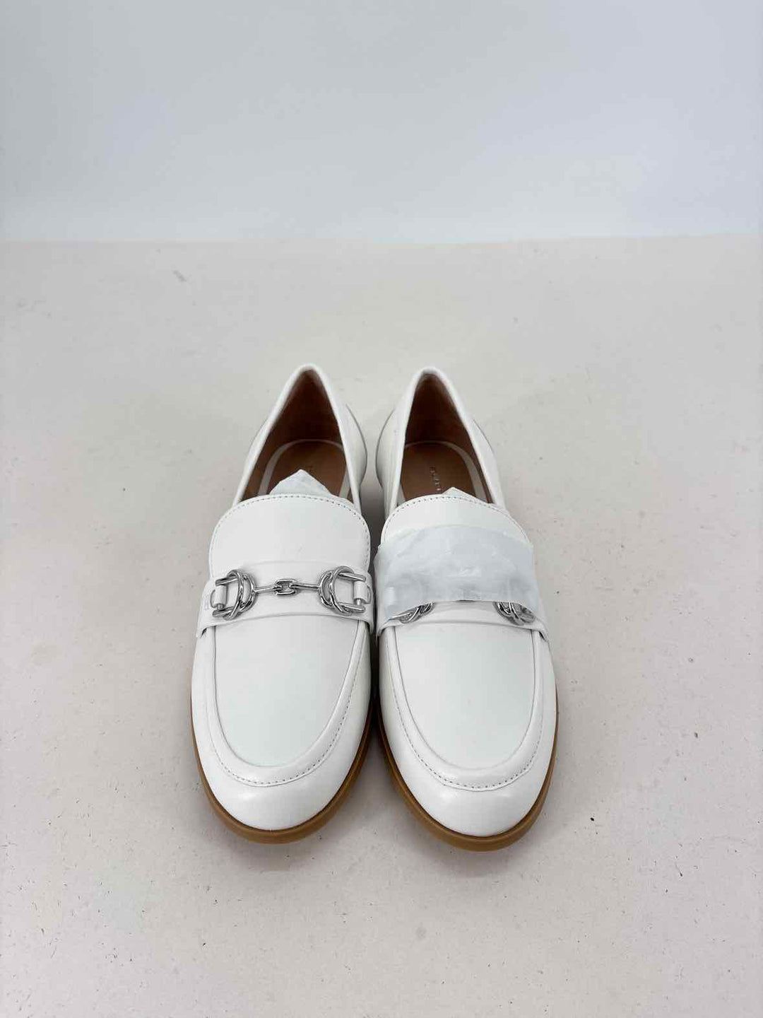 Shoe Size 9 Stuart Weitzman White Leather Loafers