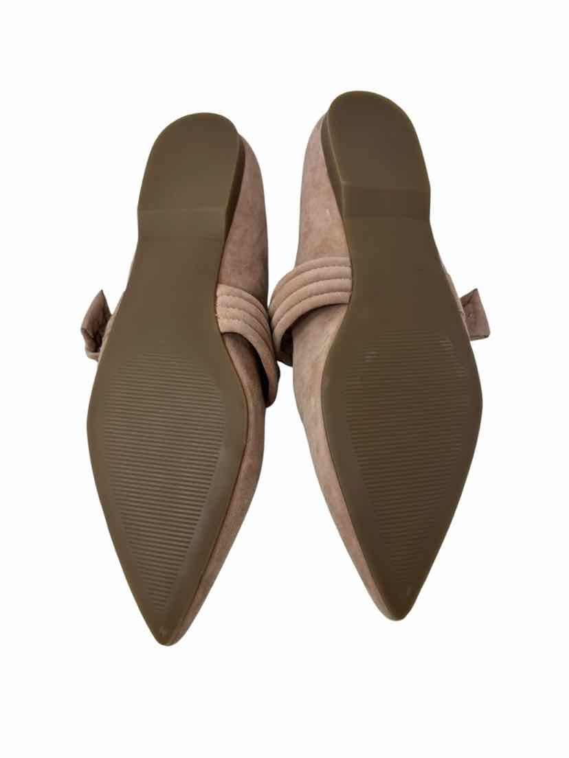 Shoe Size 9 Steve Madden Tan Suede Flats