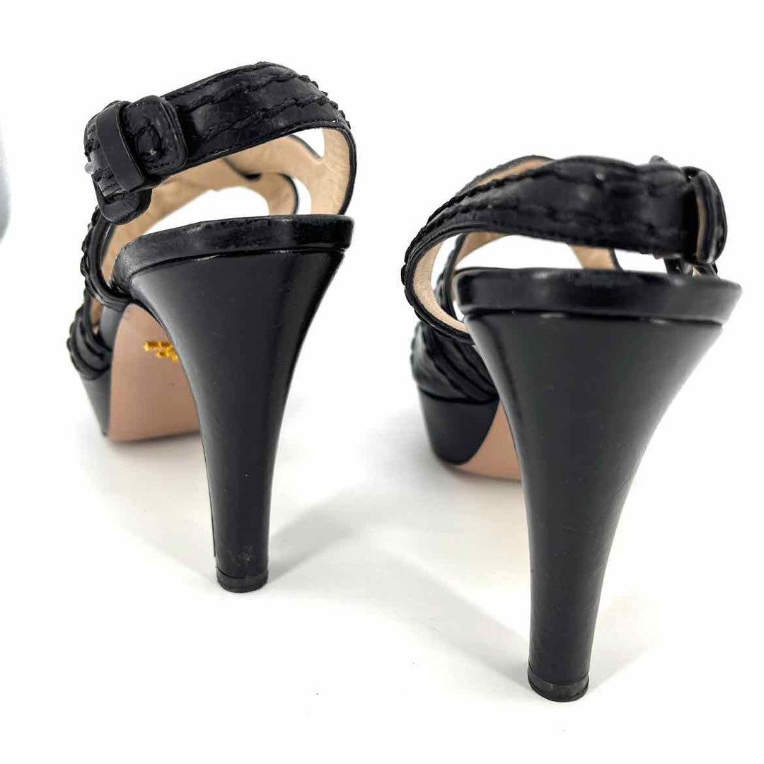 Shoe Size 39 PRADA Black Leather Sandals