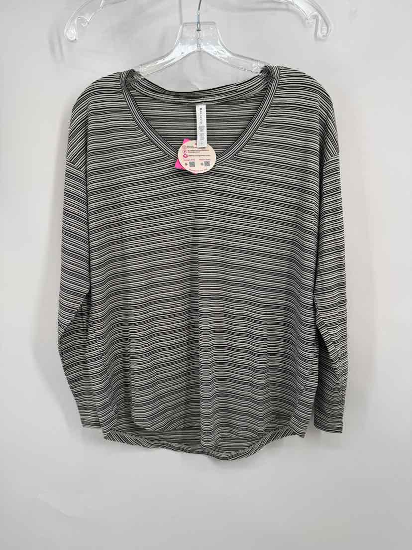 Size L Athleta Black/White Shirt