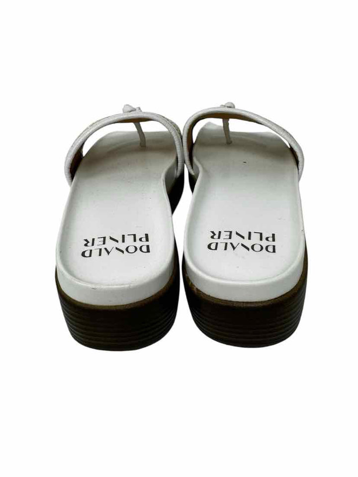 Shoe Size 7 DONALD PLINER White Leather Sandals