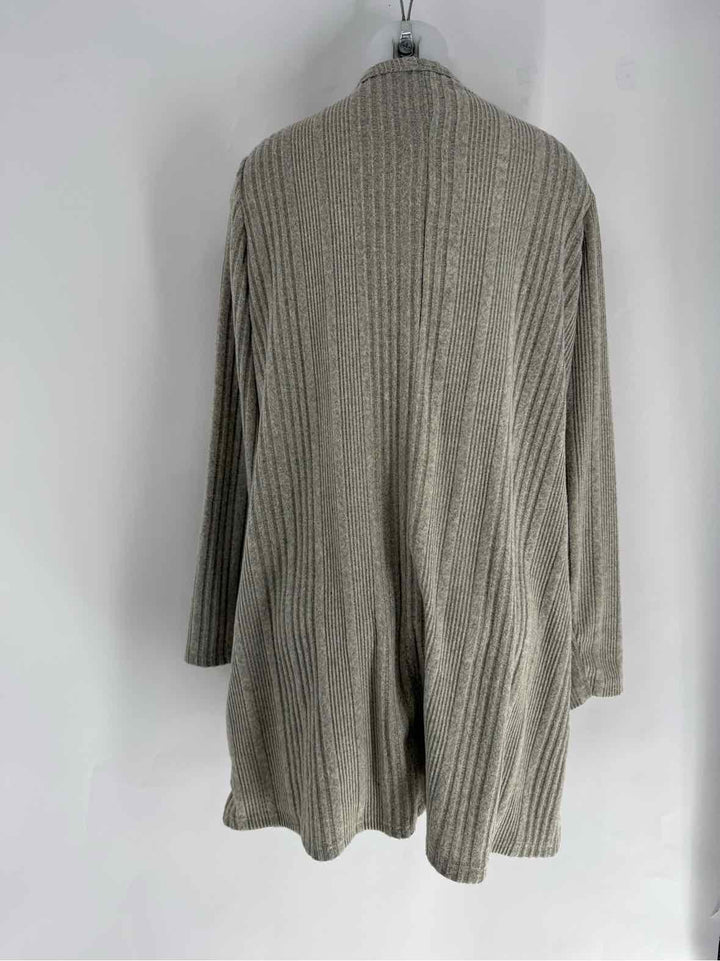 Size XXL Tan Sweater