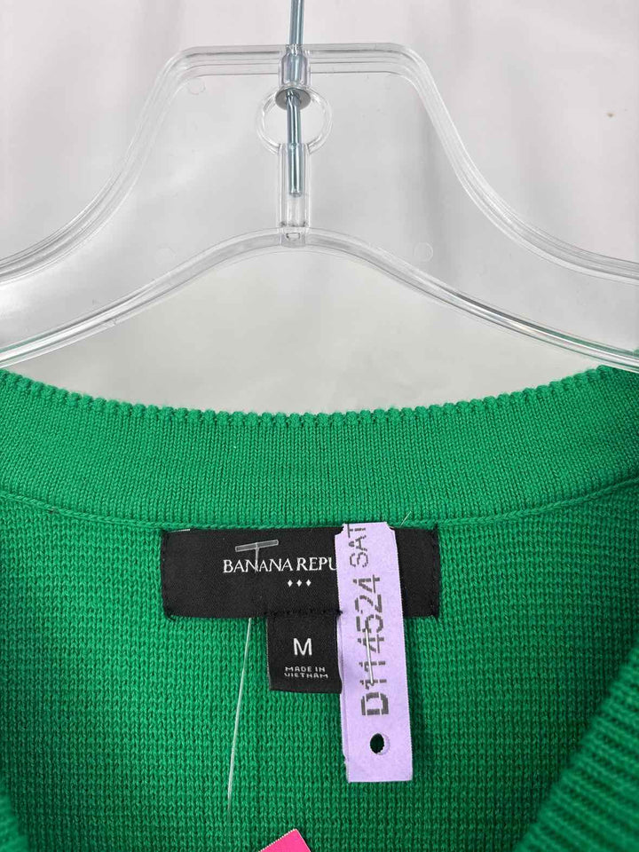 Size M Banana Republic Green Knit Sweater
