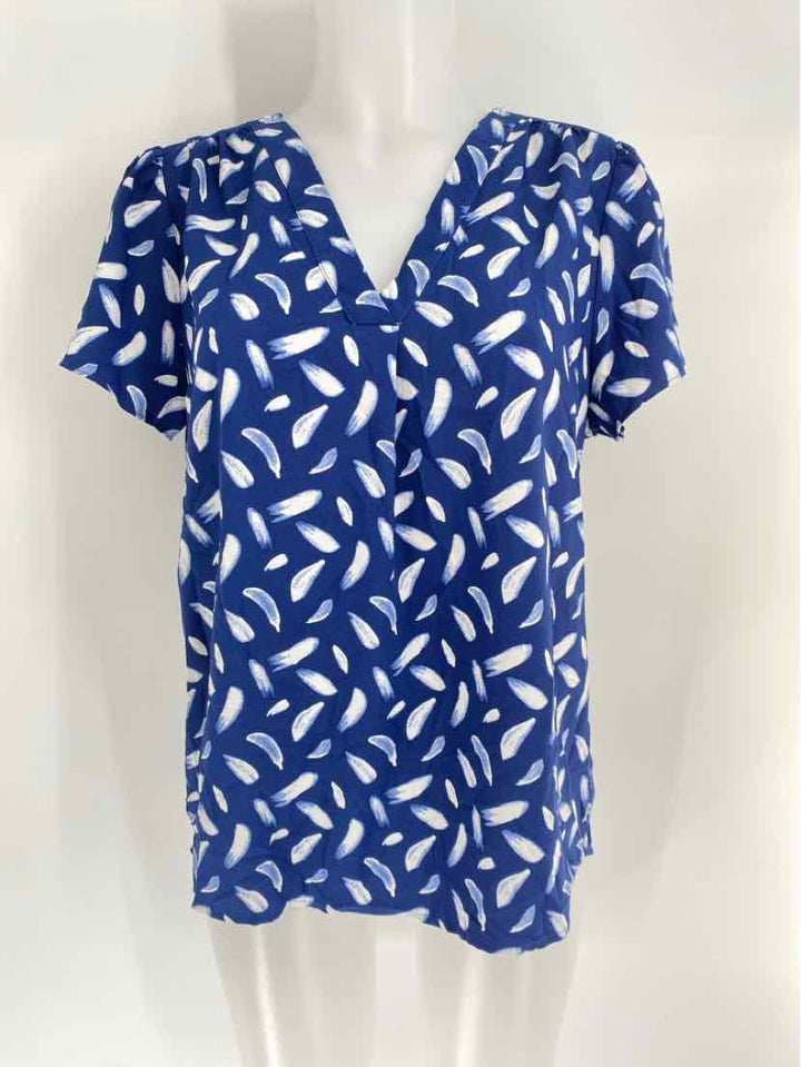 Size M Navy Shirt
