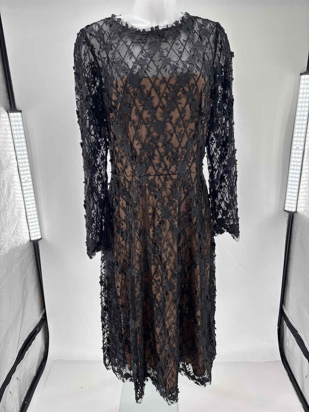 Size 12 TADASHI SHOJI Black PROM