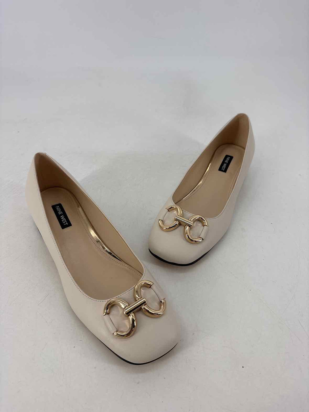 Shoe Size 9 Nine West Cream Pumps