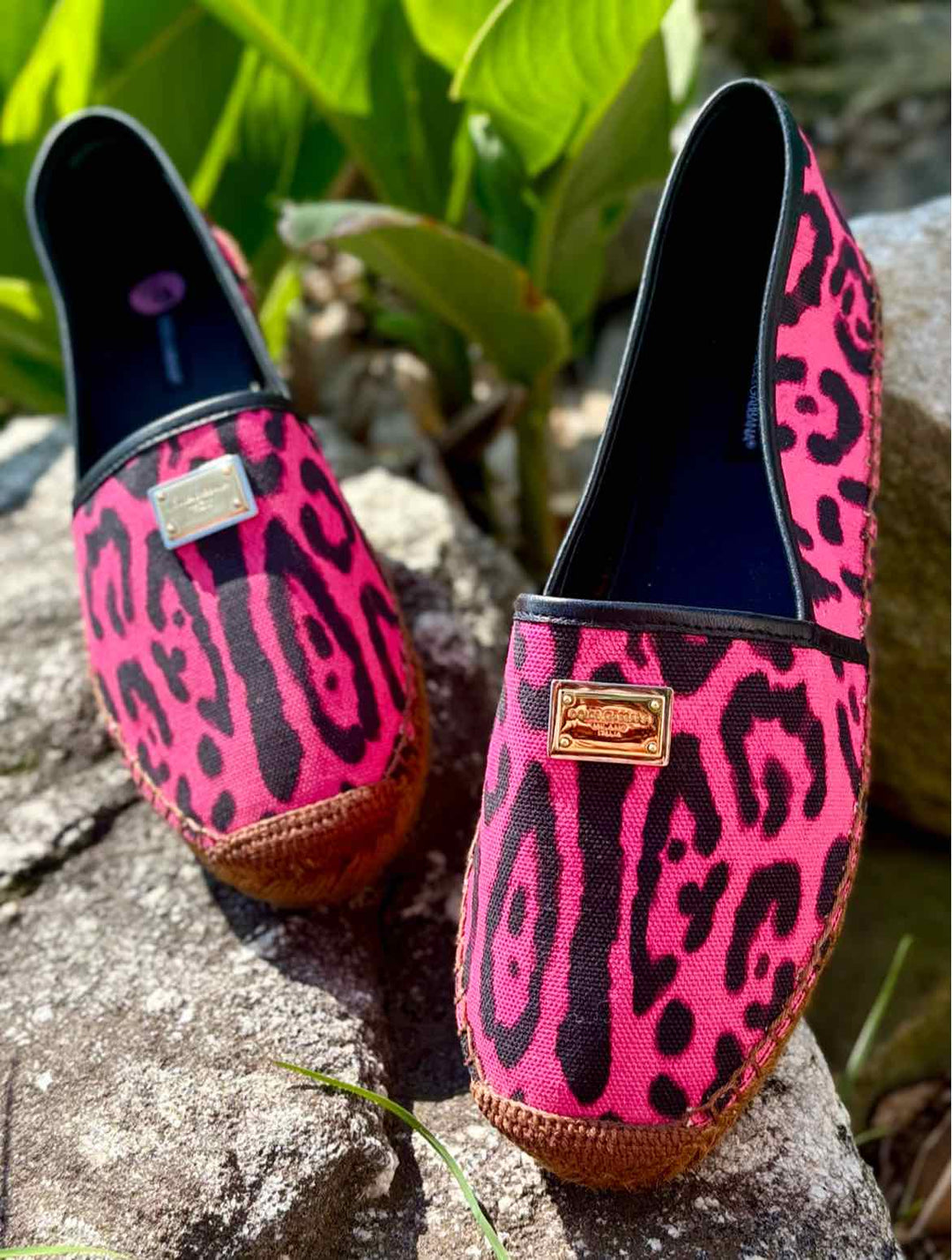 Shoe Size 40 Dolce & Gabbana Fuschia Canvas Luxury - Flats
