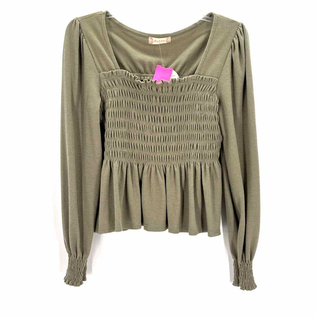 Size S ALTAR'D STATE Green Shirt