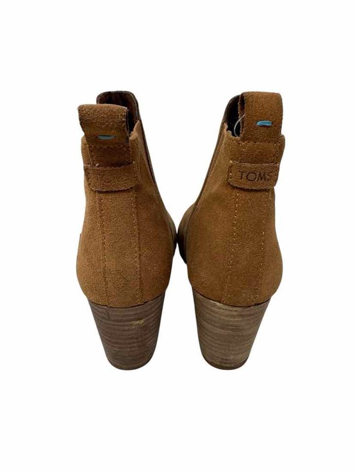 Shoe Size 9.5 Multi-Color Suede Boots