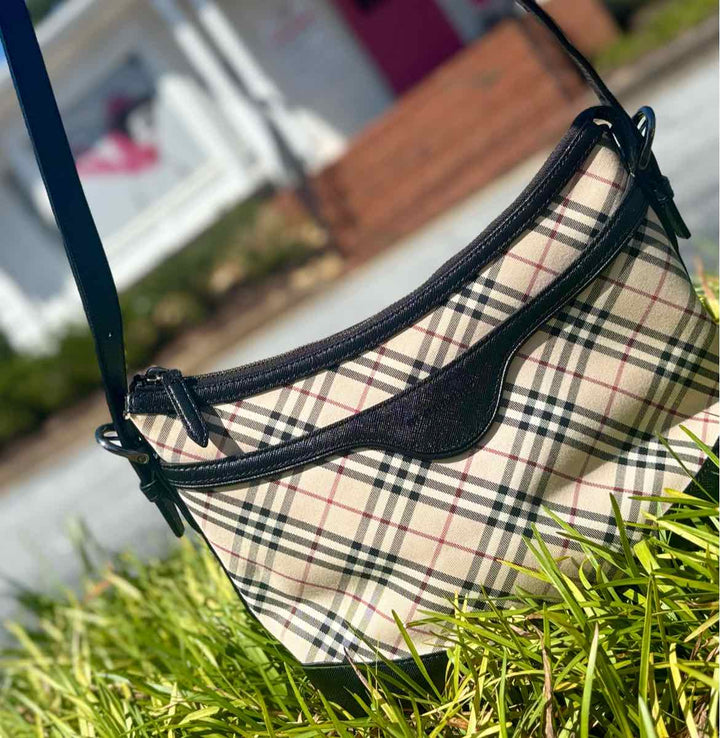Burberry Luxury - Purse