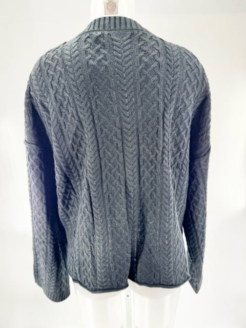 Size M Black Knit Cardigan