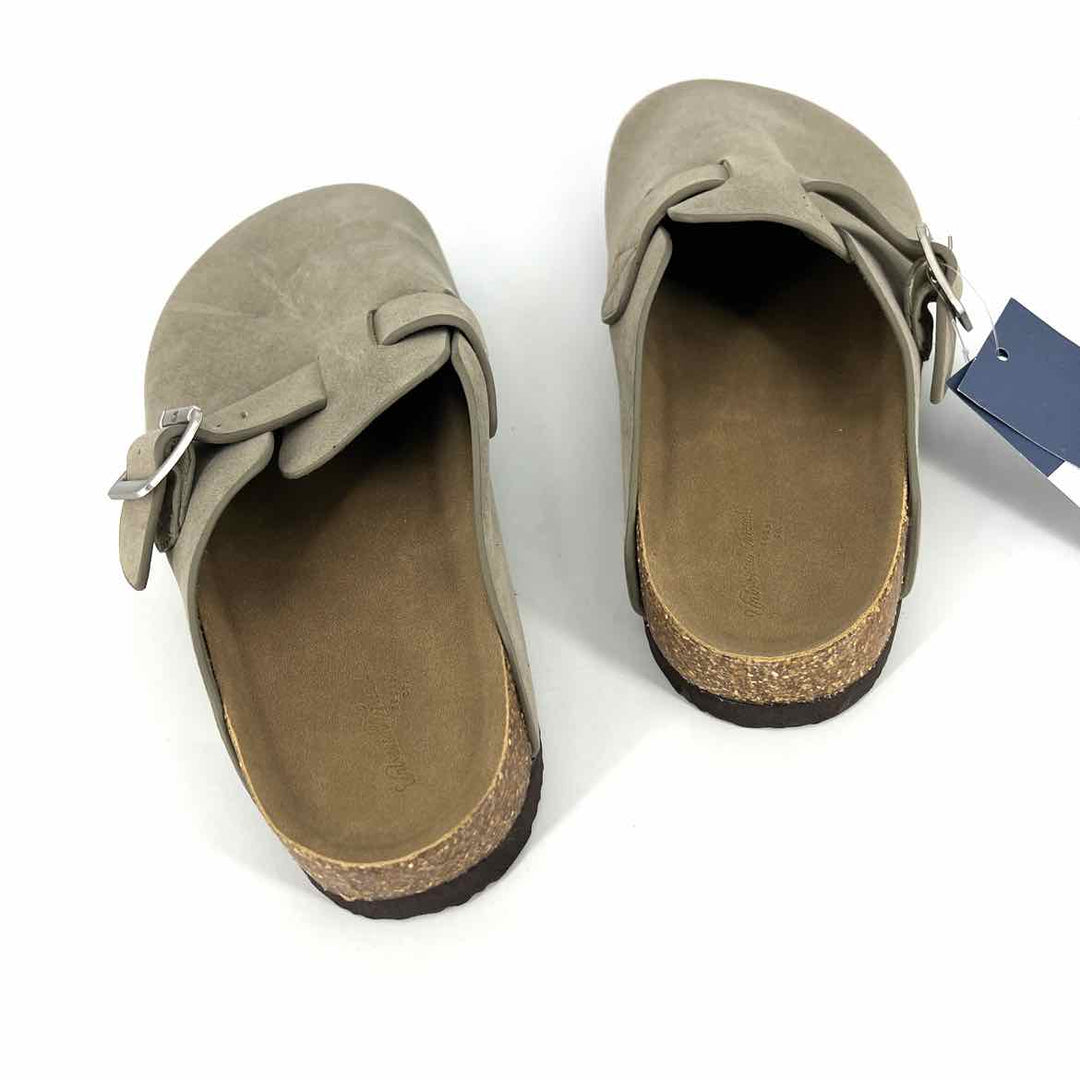 Shoe Size 10 UNIVERSAL THREAD Taupe Flats