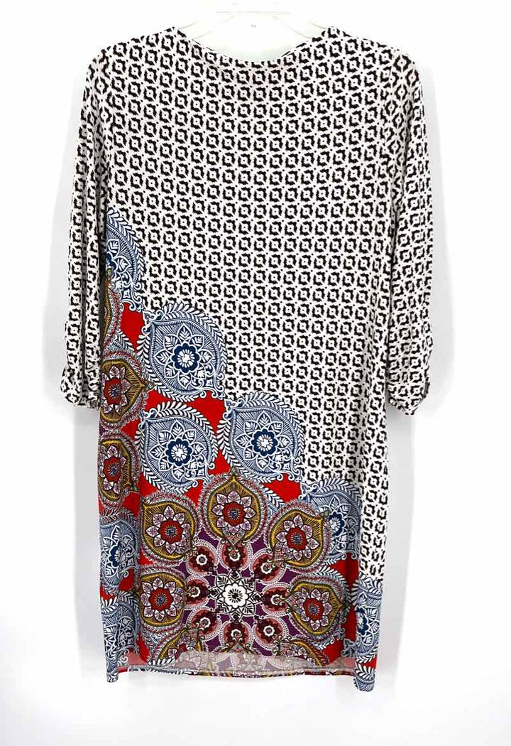 Size M Chico's Multi-Color Dress
