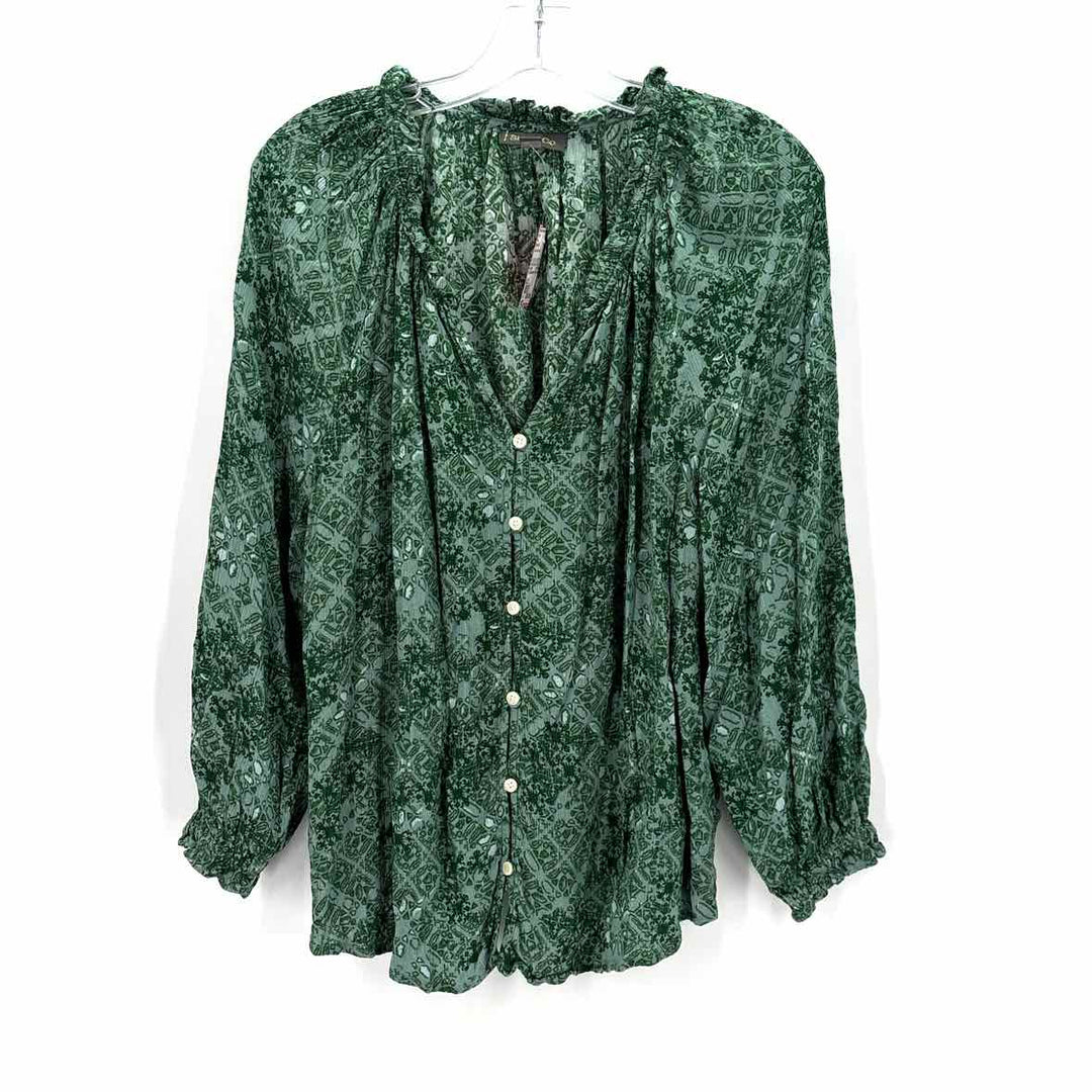 Size L Style & Co Green Shirt