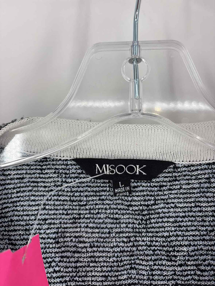 Size L MISOOK Blue Print Sweater