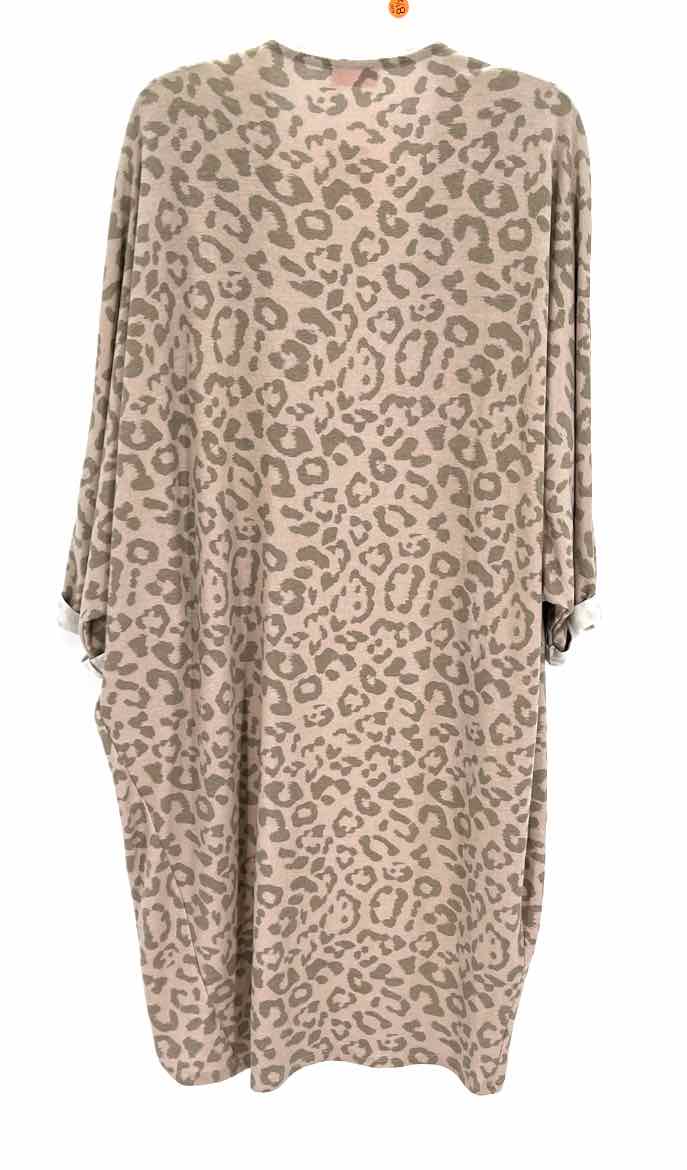 Size M Tan Knit Sweater