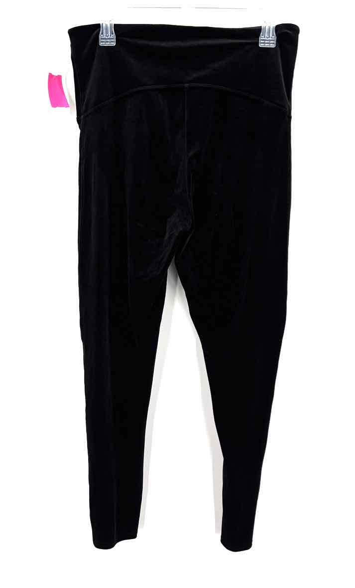 Size 1X SPANX Black Leggings