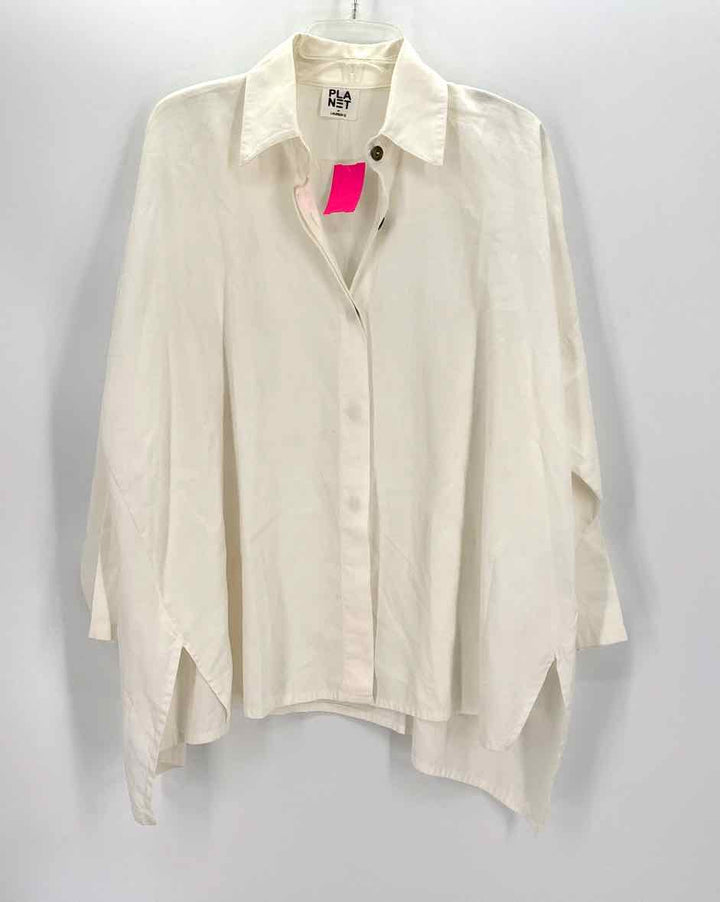 Size 3X PLANET Ivory Shirt