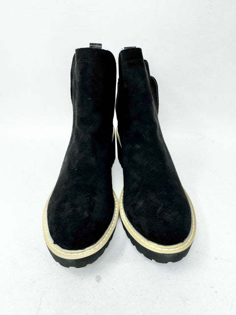Shoe Size 10 Black Boots