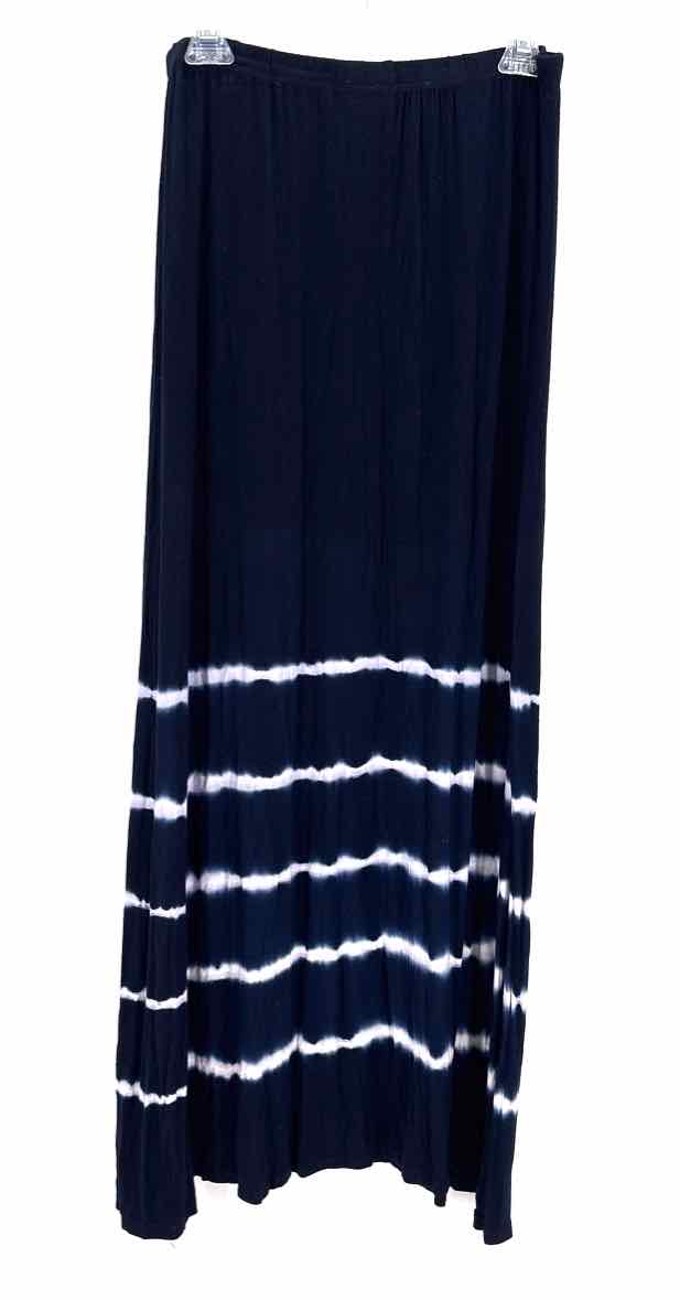 Size L Navy Skirt
