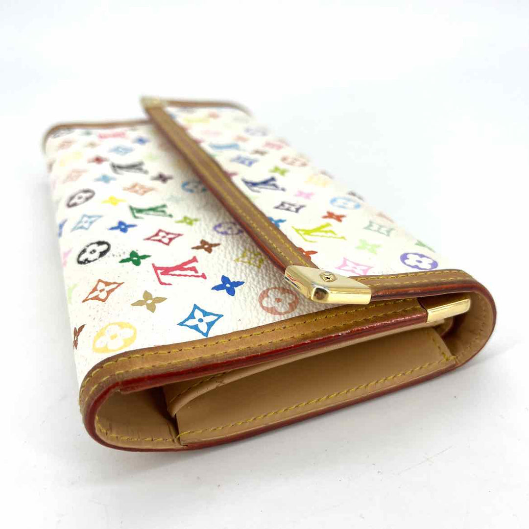 Louis Vuitton Luxury - Wallet