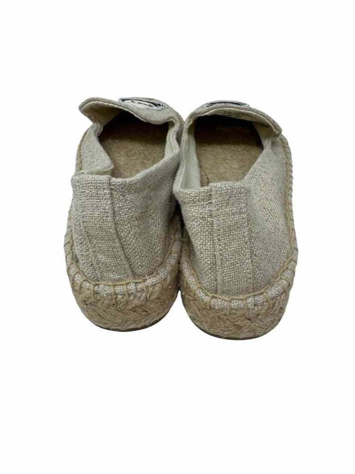 Shoe Size 7 SOLUDOS Beige Flats