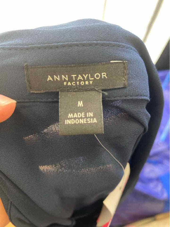 Size M Ann Taylor Navy Shirt