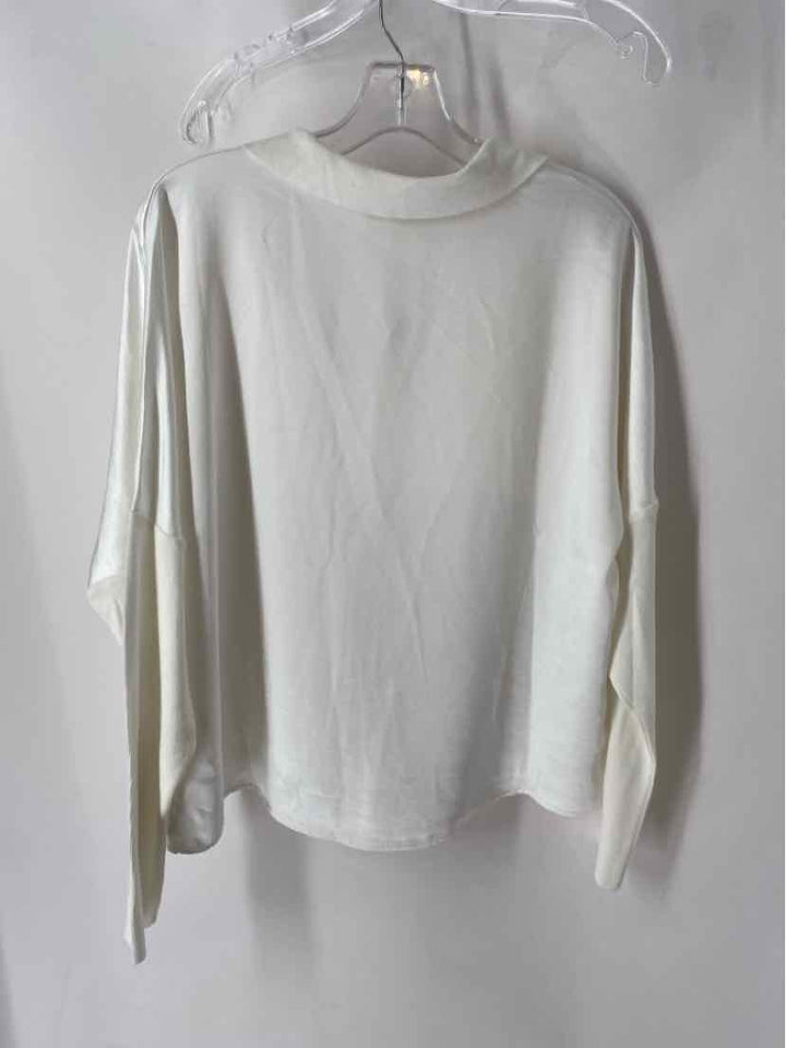 Size M MELISSA NEPTON White Shirt