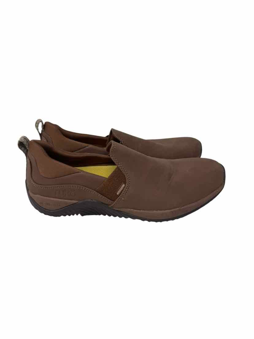 Shoe Size 8 RYKA Tan Flats