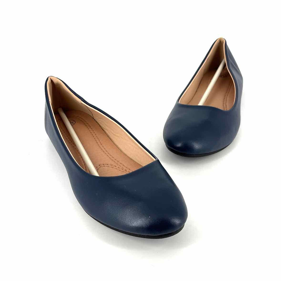 Shoe Size 7.5 Navy Flats