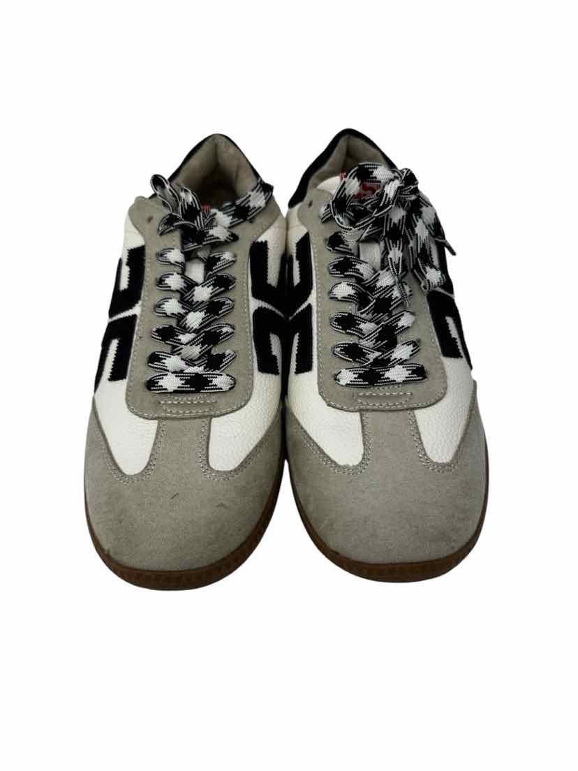 Shoe Size 10 Gray Sneakers