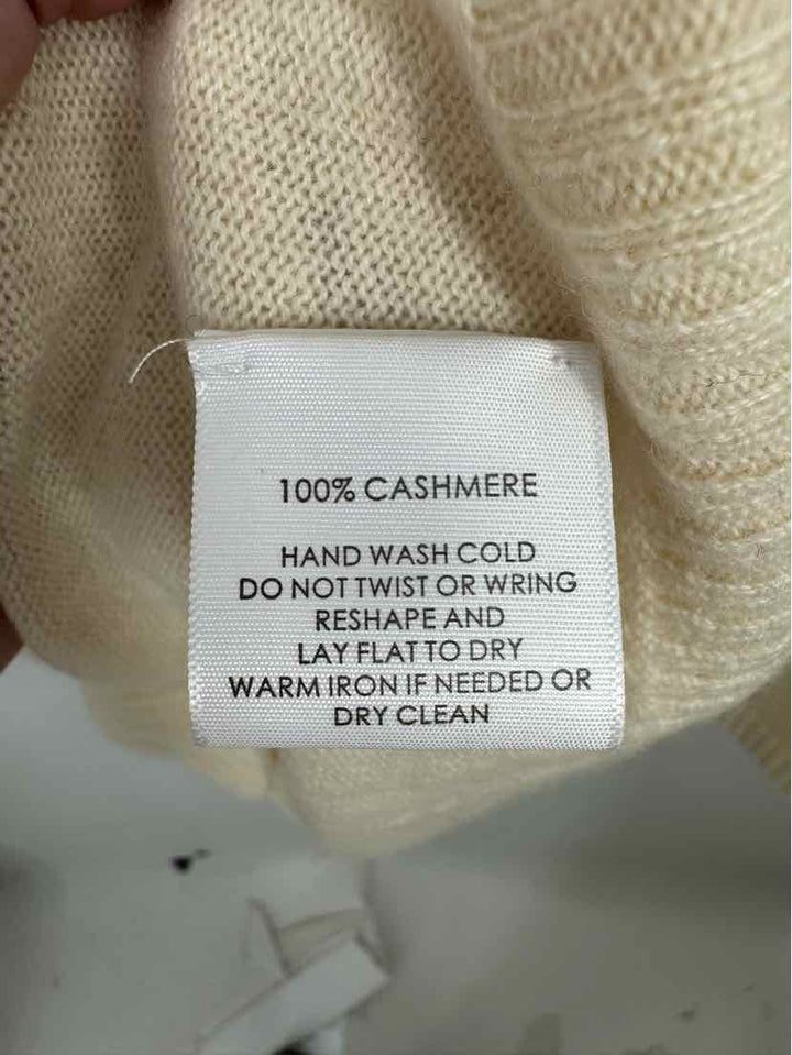 Size L WHITE + WARREN Cream Sweater
