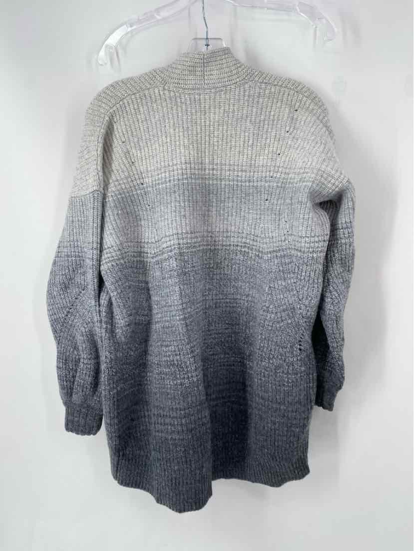 Size S Athleta Gray Sweater