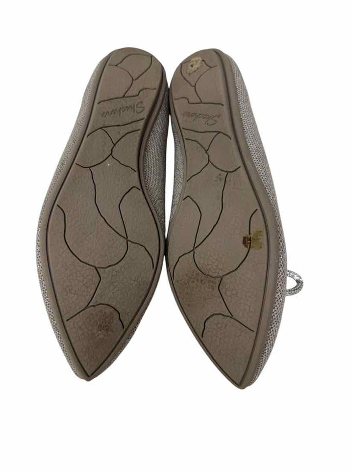 Shoe Size 7.5 Sketchers Silver Flats