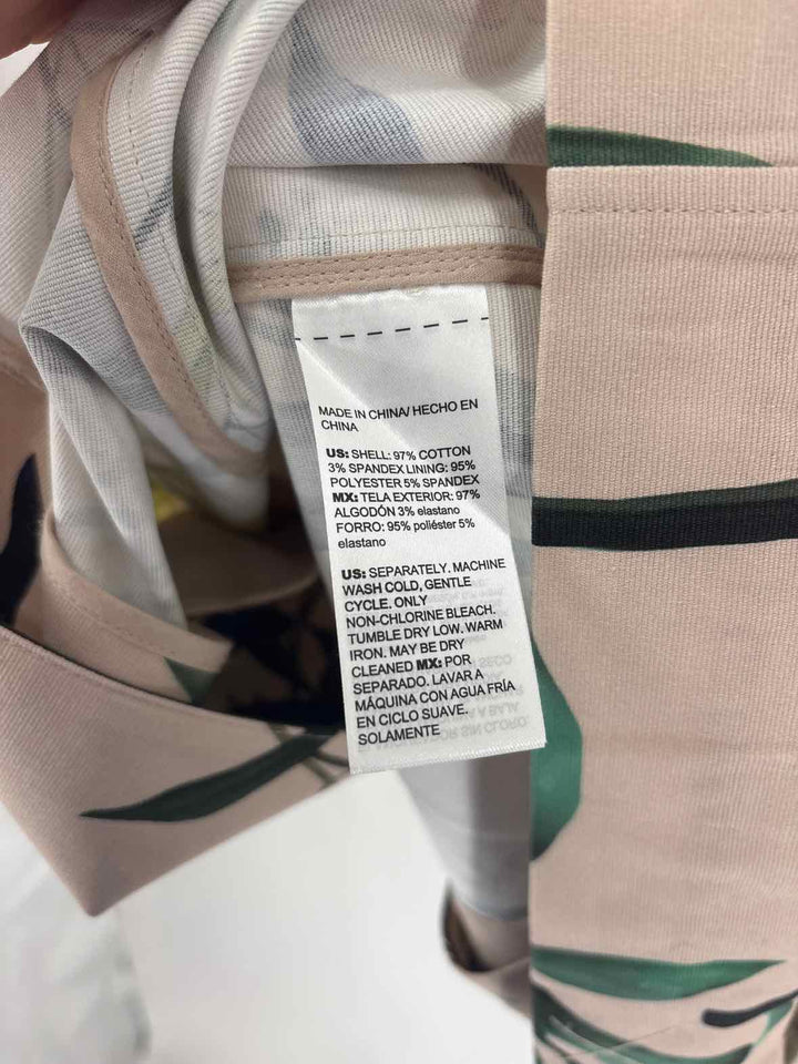 Size 10 Chico's TAN PRINT Jacket