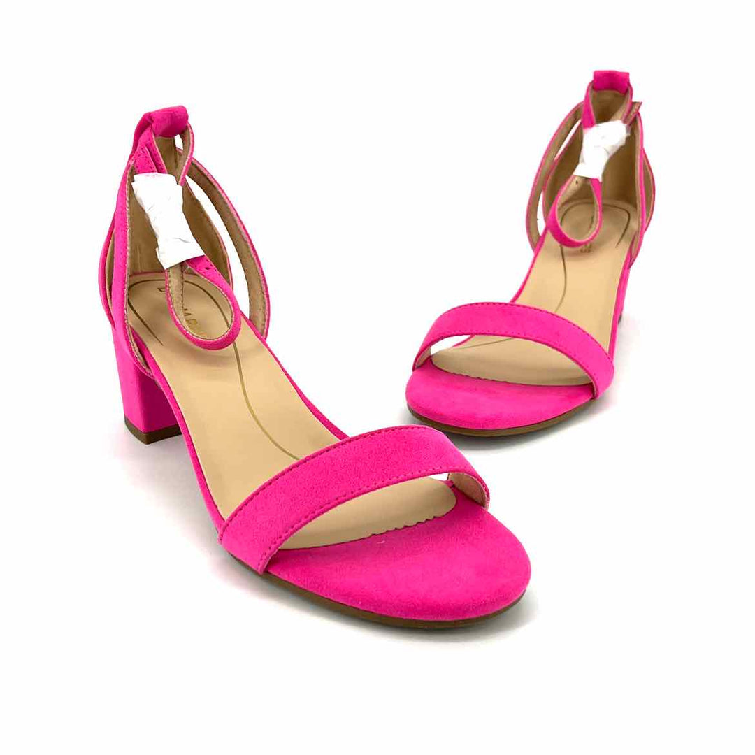 Shoe Size 8 Fuschia Sandals