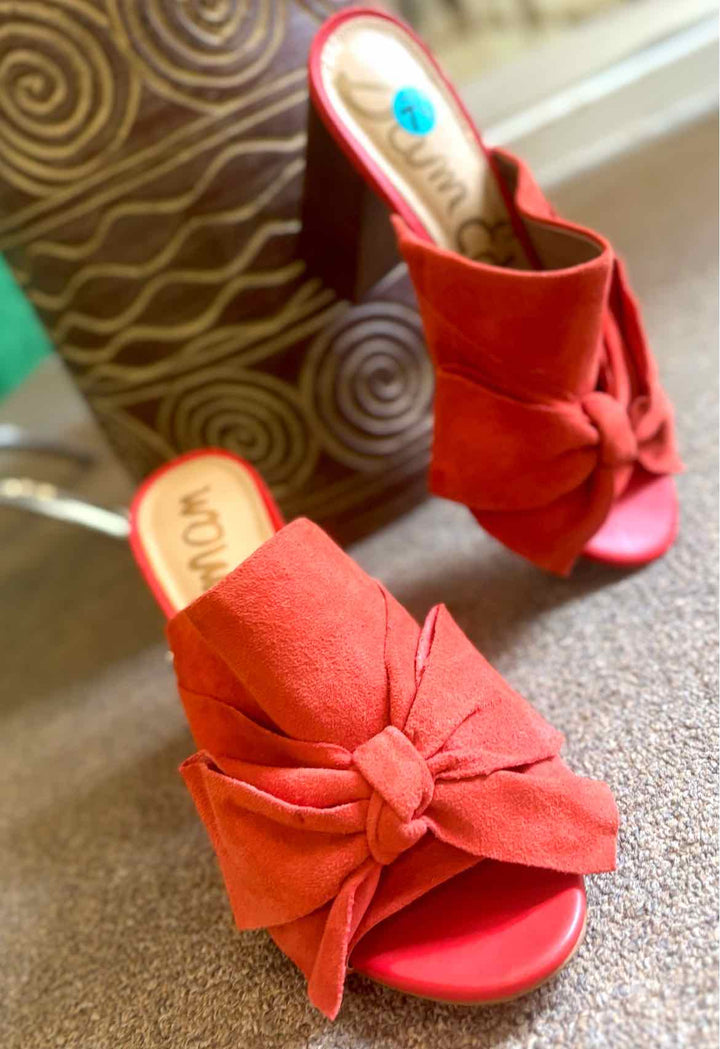 Shoe Size 7.5 Sam Edeleman Coral Suede Mules