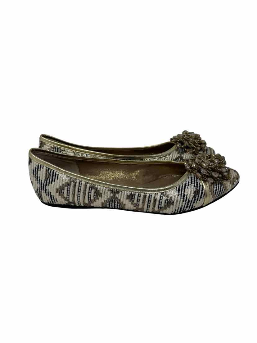 Shoe Size 9 J RENEE Gold Flats