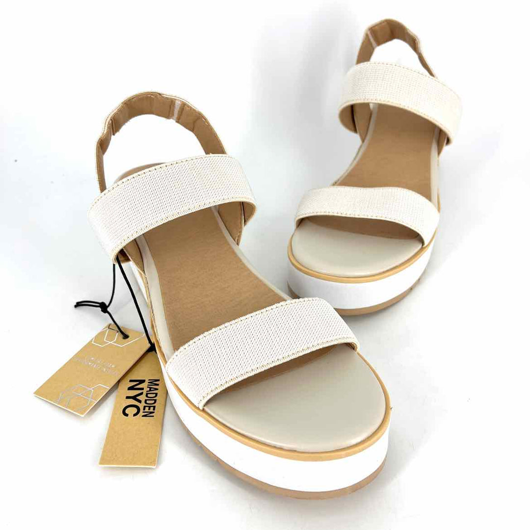 Shoe Size 7 Beige Sandals