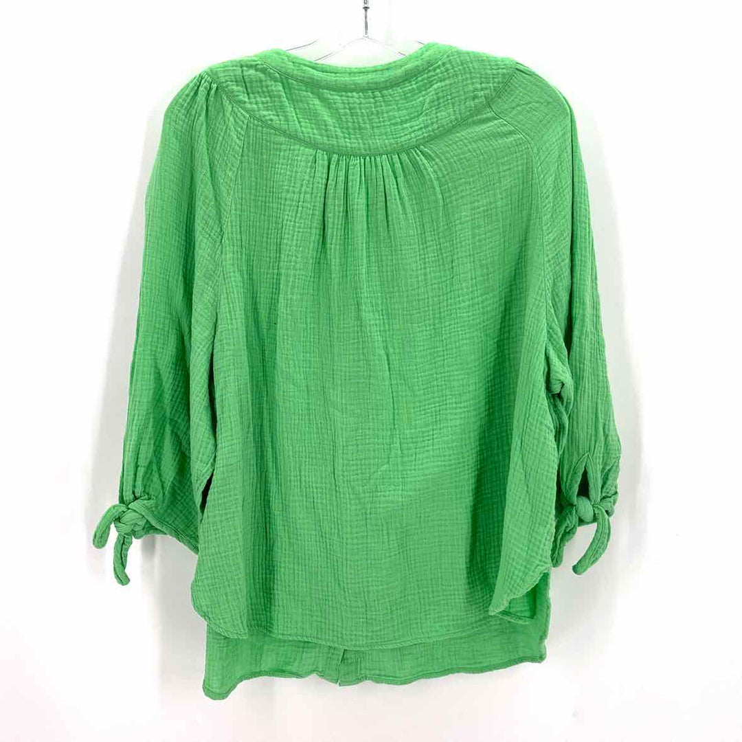 Size XL Talbots Green Shirt