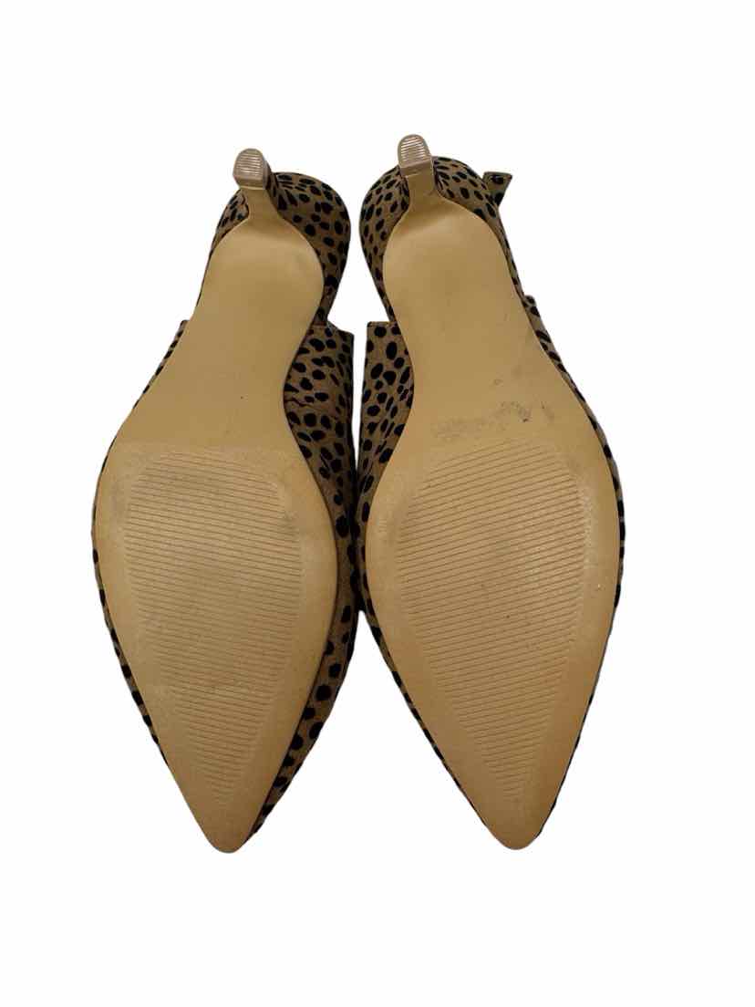 Shoe Size 7.5 ISSAC MIZRAHI Tan Pumps
