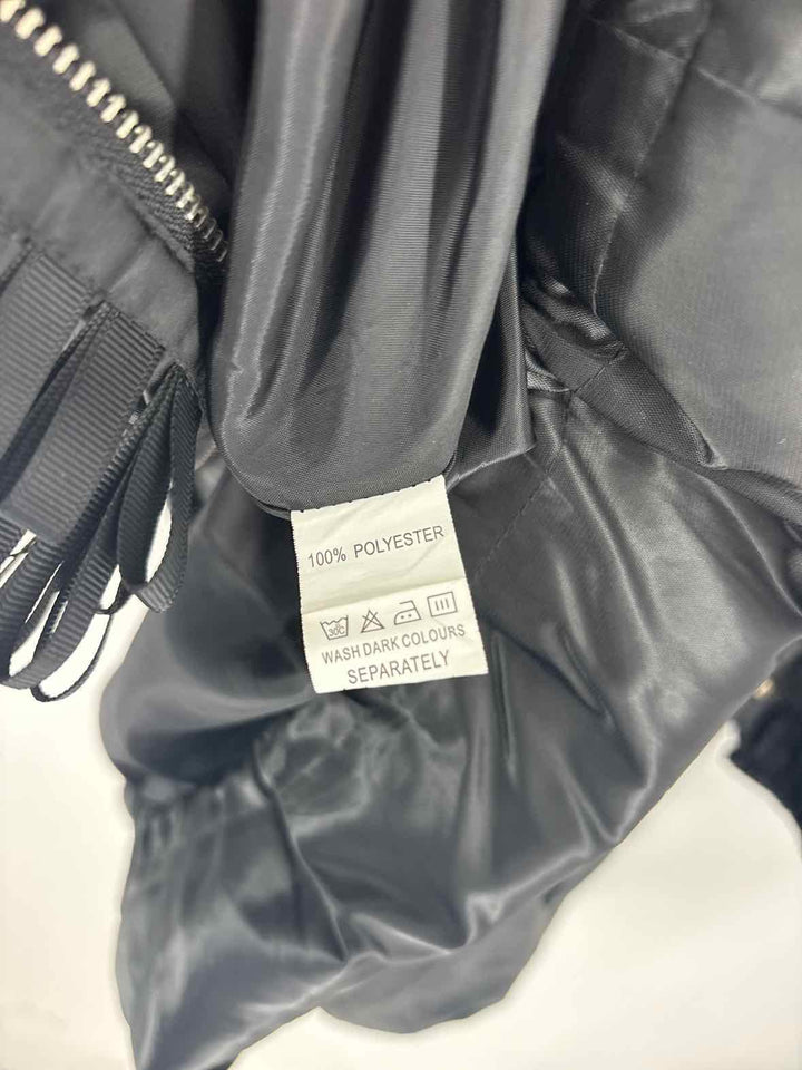 Size M Black Jacket